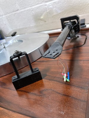 Lot 8 - ROKSAN XERXES TURNTABLE "THE RECORD PLAYER".