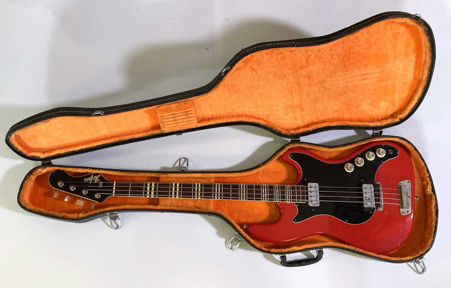 Lot 33 - 1962 HOFNER ARTIST BASS.