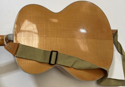 Lot 36 - 1959 HOFNER SENATOR ELECTRIC ARCHTOP GUITAR.