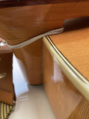 Lot 36 - 1959 HOFNER SENATOR ELECTRIC ARCHTOP GUITAR.