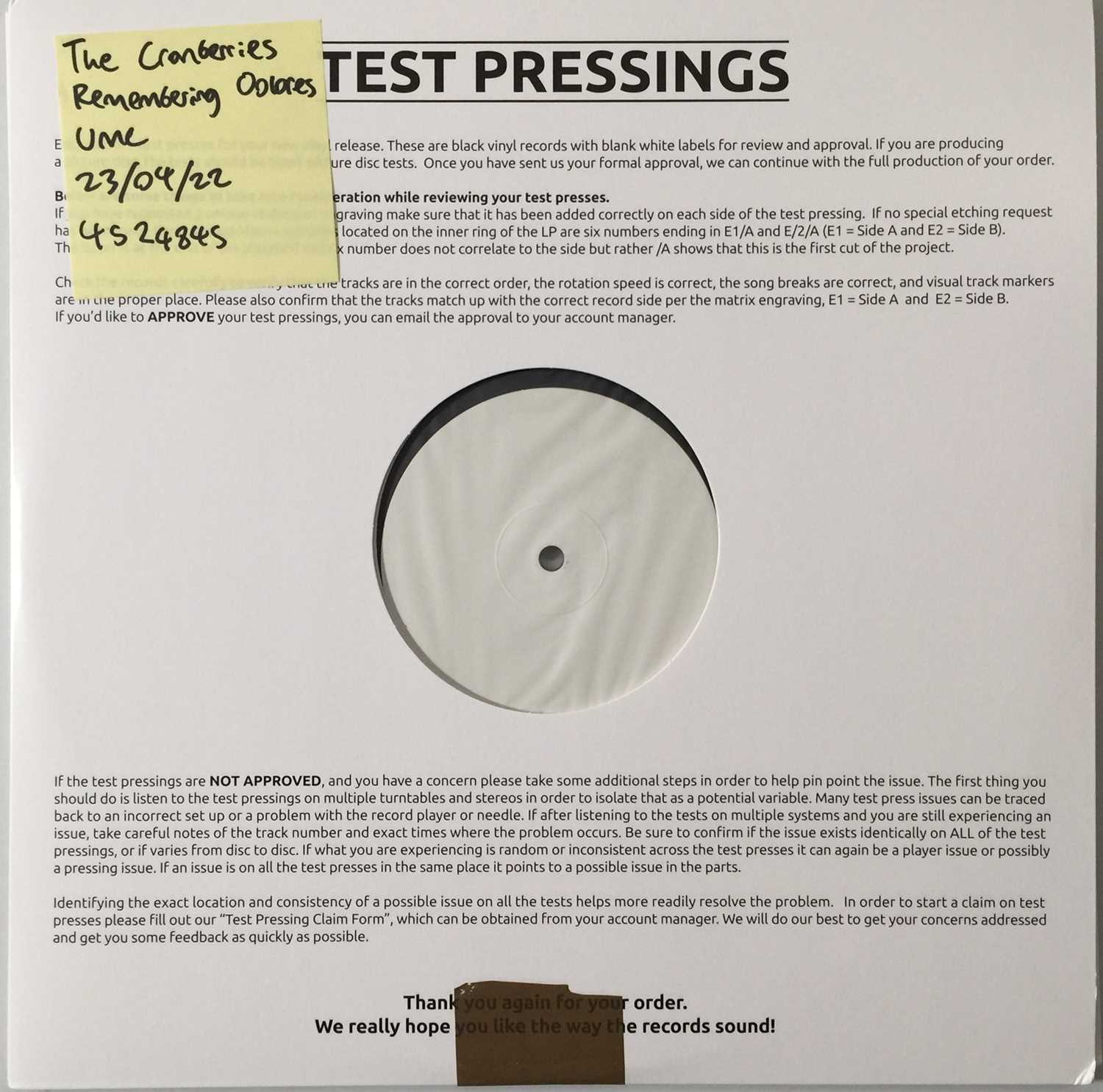 Lot 160 - THE CRANBERRIES - REMEMBERING DOLORES LP (2022 - UMC 4524845)