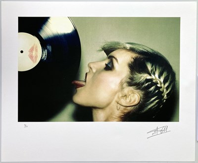 Lot 200 - MARTYN GODDARD - DEBBIE HARRY.