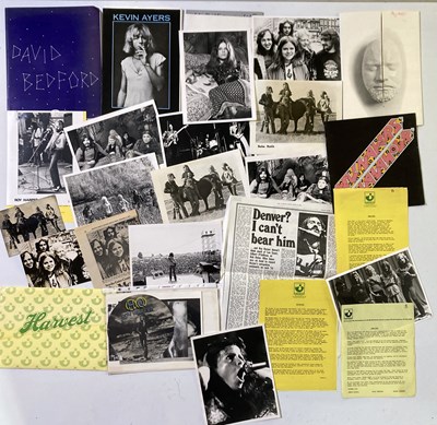 Lot 70 - PRESS KIT ARCHIVE - HARVEST AND RELATED - 1970S.