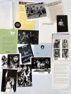 Lot 84 - PRESS KIT ARCHIVE - HARD ROCK INC KISS.