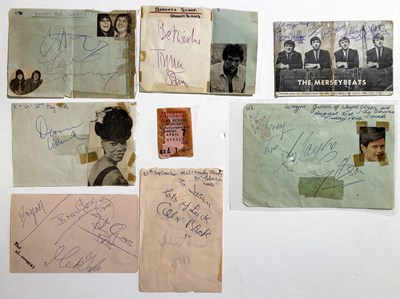 Lot 314 - 1960S STAR AUTOGRAPHS  BO DIDDLEY /. MARIANNE FAITHFULL.