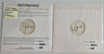 Lot 162 - MARK KNOPFLER - SIGNED -  SAILING TO PHILADELPHIA LP (2021 - UMC 3581691/2)