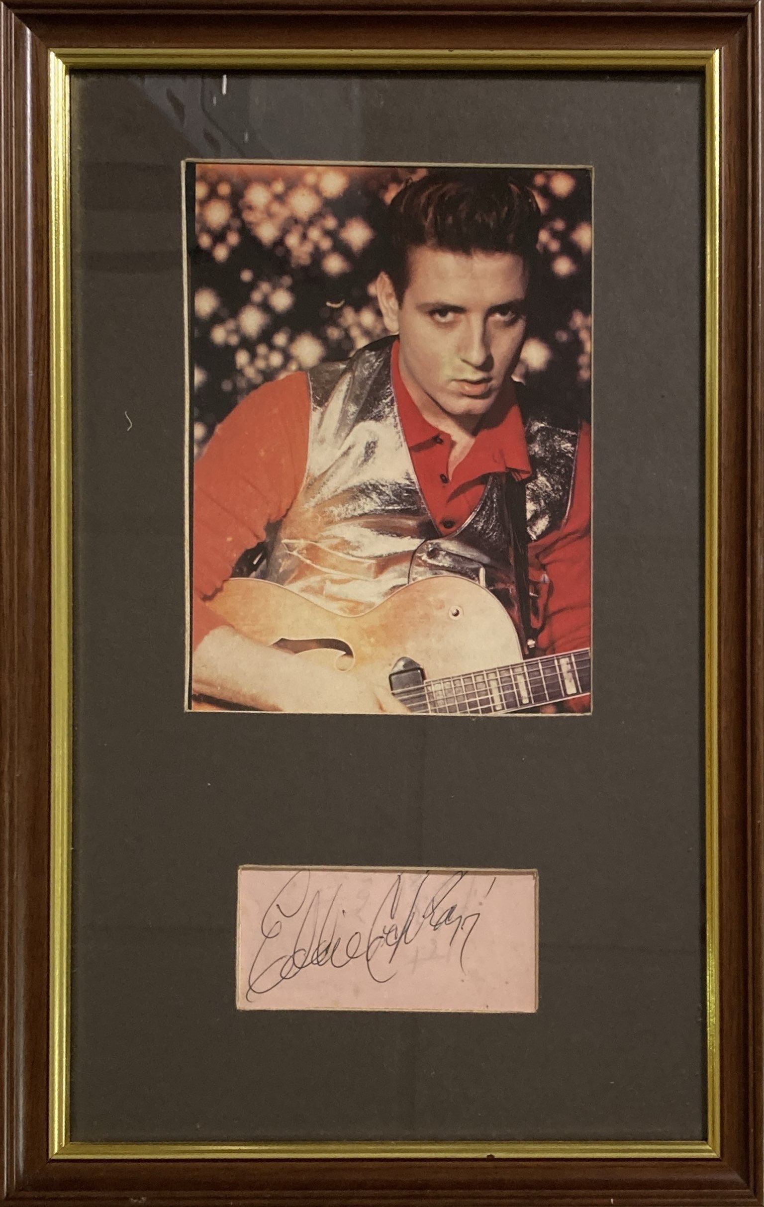 Eddie Cochran ポートレート 80'sオーダーフレーム！ Lot 377 - EDDIE COCHRAN - SIGNED DISPLAY,