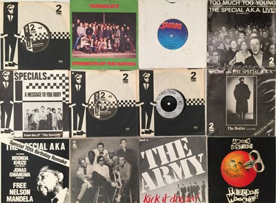 Lot 953 - CLASSIC PUNK / WAVE - LP COLLECTION