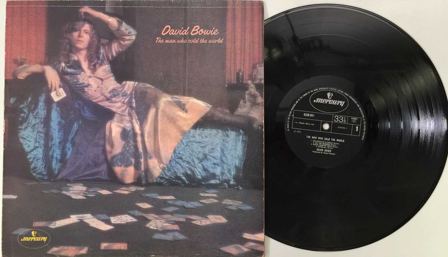 Lot 4 - DAVID BOWIE - THE MAN WHO SOLD THE WORLD LP (UK ORIGINAL 'DRESS SLEEVE' - 'TONNY' CREDIT - MERCURY 6338 041)