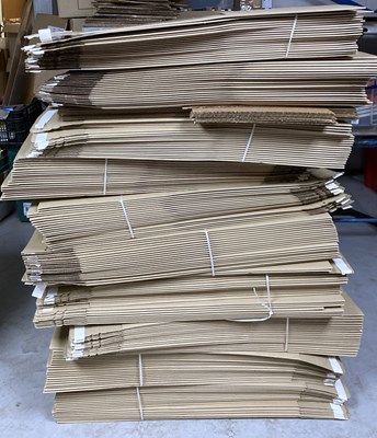 Lot 1254 - LARGE QUANTITY OF 12" CARDBOARD VINYL MAILERS.