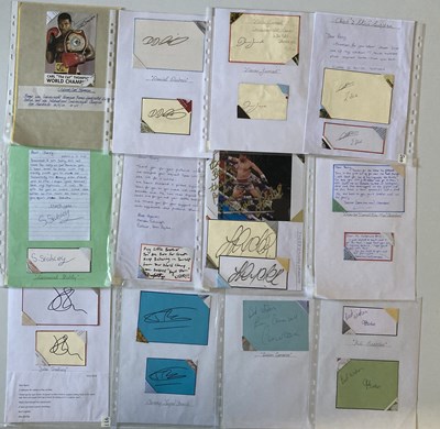 Lot 165 - SPORTS AUTOGRAPHS - WORLD AND BRITISH BOXERS