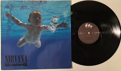 Lot 159 - NIRVANA - NEVERMIND LP (ORIGINAL 1991 EU COPY - GEF 24425).