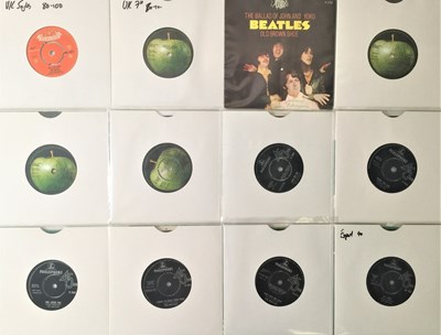 Lot 5 - THE BEATLES - 7" UK PACK