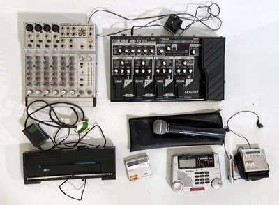 Lot 4 - MUSIC PERFORMANCE EQUIPMENT.