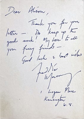 Lot 95 - QUEEN - FREDDIE MERCURY HANDWRITTEN AND SIGNED CARD.