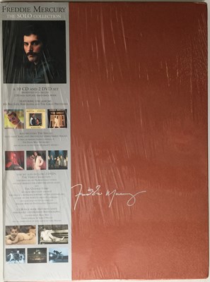 Lot 47 - FREDDIE MERCURY - THE SOLO COLLECTION (2000 CD/DVD BOX SET - PARLOPHONE 527 9640)