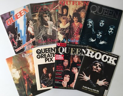 Lot 39 - QUEEN - CD COLLECTION (PLUS MEMORABILIA/DVDs/VHS)