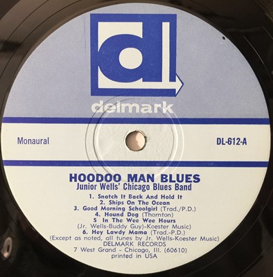 Lot 16 - JUNIOR WELLS' CHICAGO BLUES BAND - HOODOO MAN BLUES (US OG MONO - DL-612)