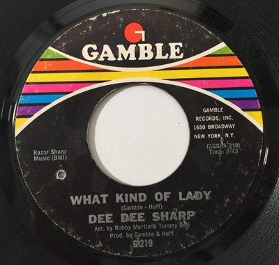 Lot 146 - DEE DEE SHARP - WHAT KIND OF LADY 7" (US NORTHERN - GAMBLE G-219)