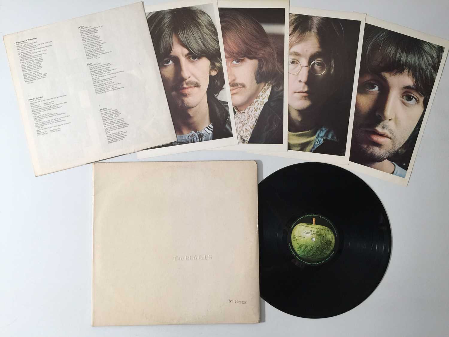 Lot 19 - THE BEATLES - WHITE ALBUM LP (ORIGINAL UK 'ROCKY RACOON' MISPRINT COPY - STEREO PCS 7067/8)