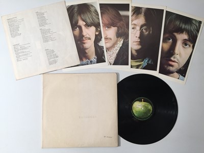 Lot 19 - THE BEATLES - WHITE ALBUM LP (ORIGINAL UK 'ROCKY RACOON' MISPRINT COPY - STEREO PCS 7067/8)