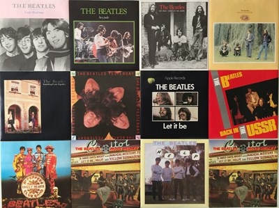 Lot 52 - THE BEATLES - THE BEATLES SINGLES COLLECTION 7" BOX SET (BSC 1) - WITH ORIGINAL ABBEY ROAD  SOUVENIR PACKAGING