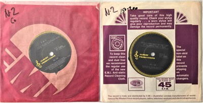 Lot 302 - AC/DC - NEW ZEALAND 7" RARITIES