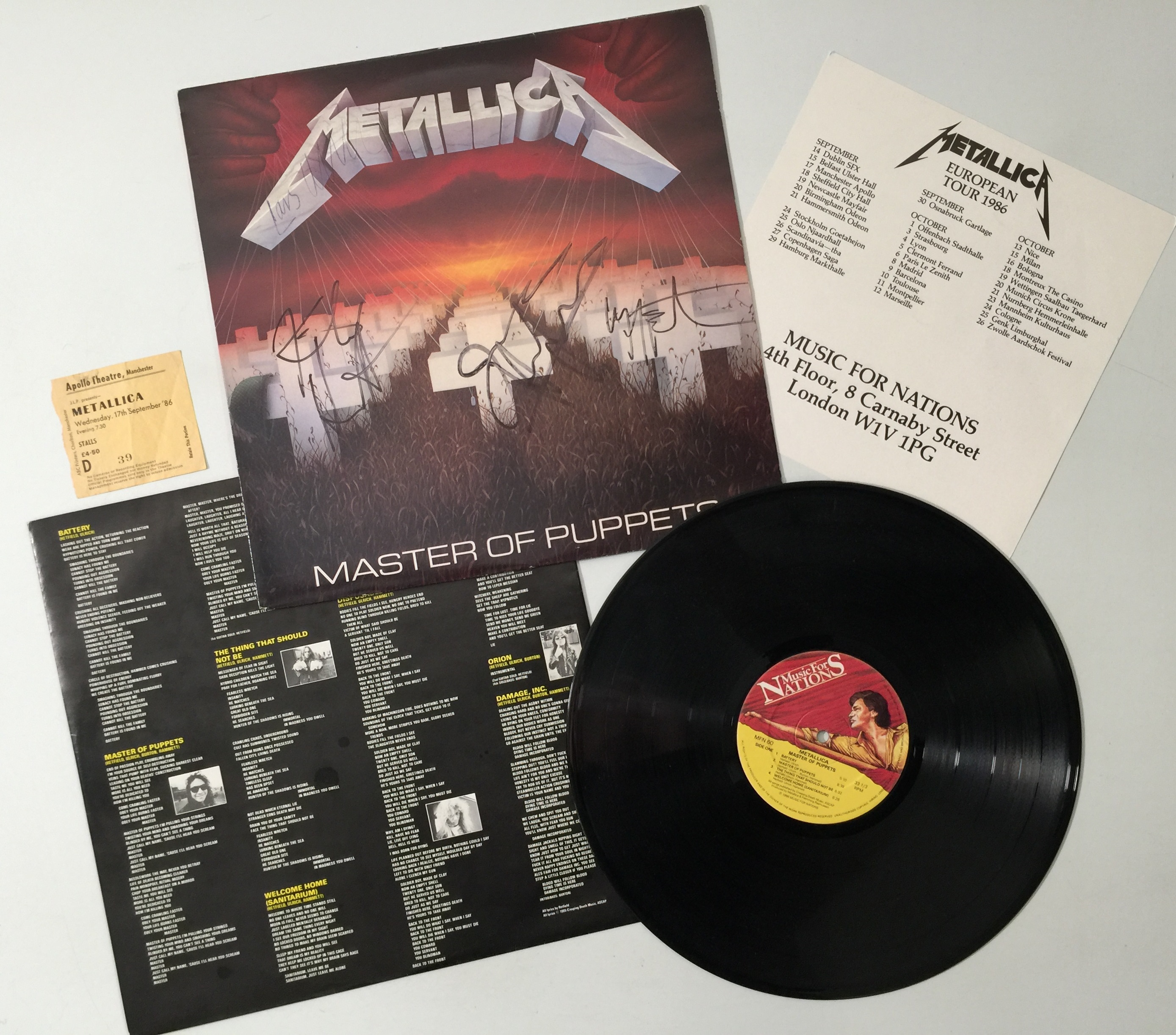 llica「Master of Puppets」LP UK盤 Lot 222 - METALLICA - MASTER OF PUPPETS SIGNED LP