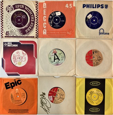 Lot 51 - SIGNED 70s/ 80s 7" SINGLES