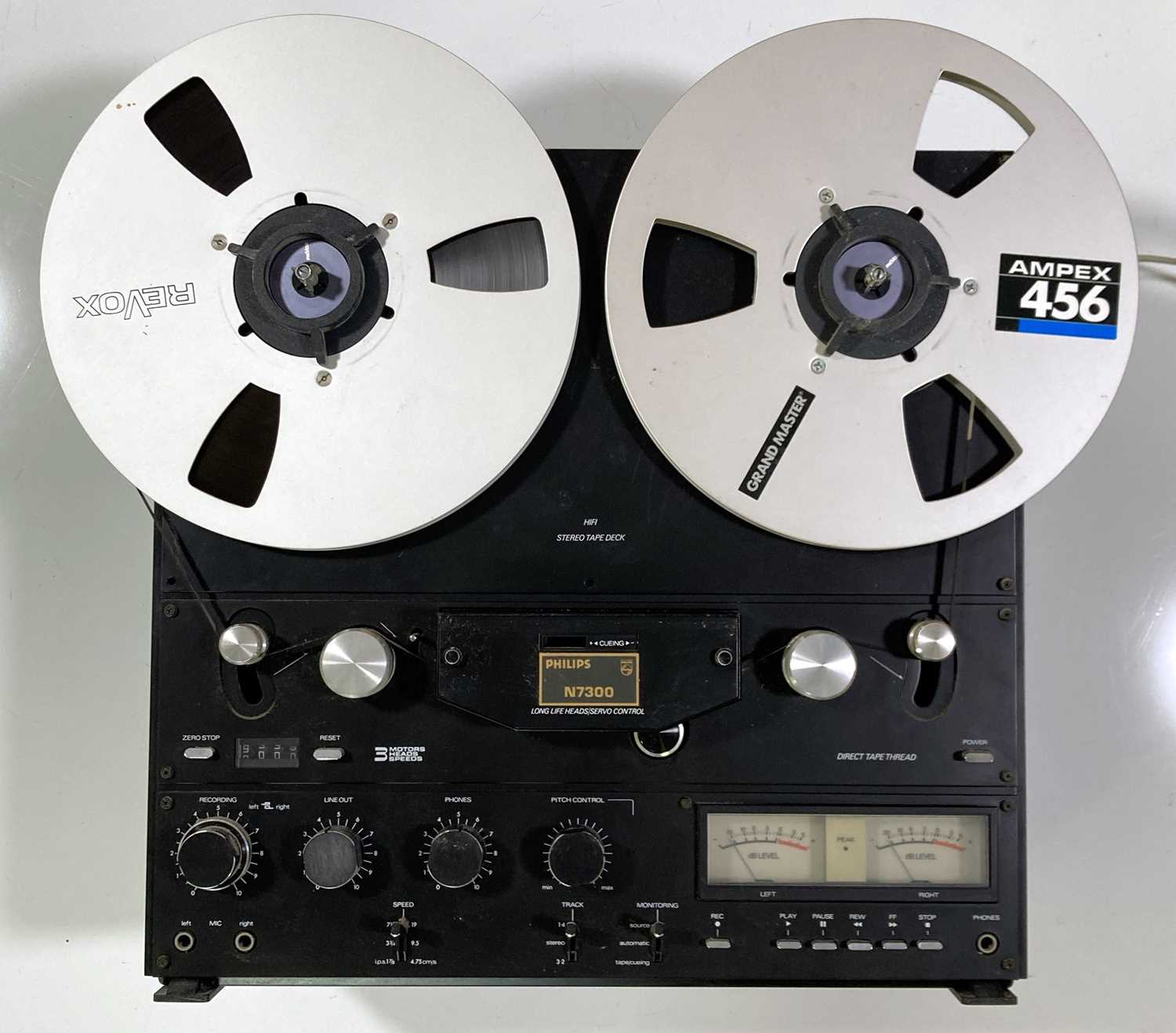 Lot 5 - PHILLIPS N7300 REEL-TO-REEL TAPE RECORDER.
