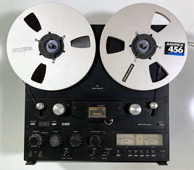 Lot 5 - PHILLIPS N7300 REEL-TO-REEL TAPE RECORDER.