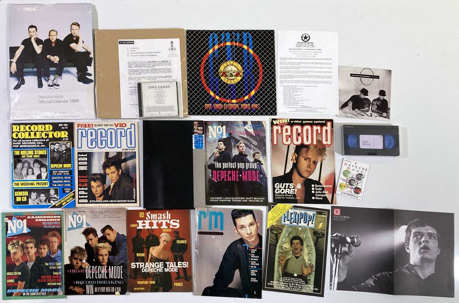 Lot 40 - DEPECHE MODE PROMO ITEMS.