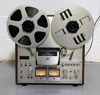 Lot 8 - AKAI GX- 630DB REEL TO REEL TAPE RECORDER.