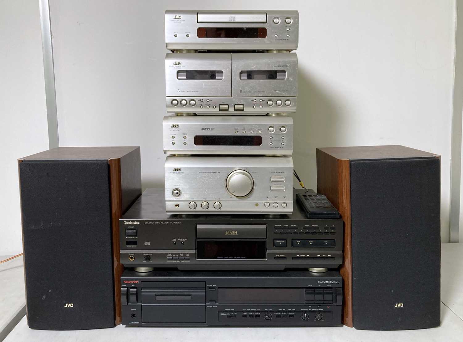 Lot 10 - HIFI EQUIPMENT (JVC, TECHNICS, NAKAMICHI).