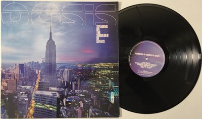 Lot 25 - OASIS - STANDING ON THE SHOULDER OF GIANTS LP (ORIGINAL UK COPY - BIG BROTHER RKIDLP 002)