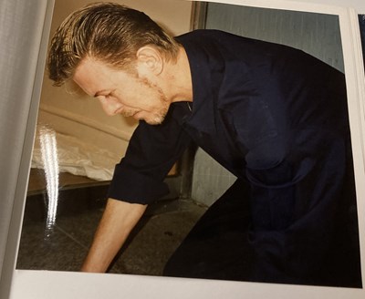 Lot 204 - DAVID BOWIE 1995 EXHIBITION SCRAPBOOK WITH ORIGINAL PHOTOS