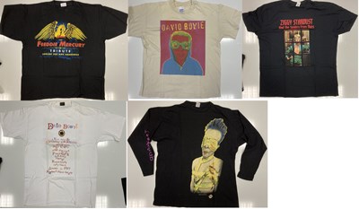 Lot 208 - DAVID BOWIE CLOTHING - T SHIRTS