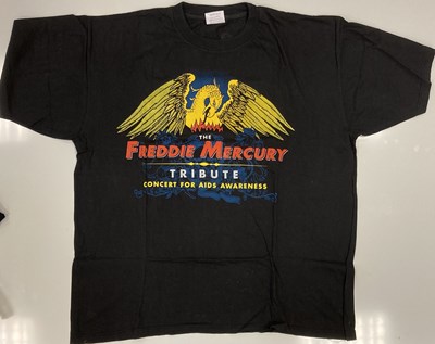 Lot 208 - DAVID BOWIE CLOTHING - T SHIRTS