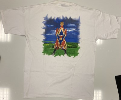Lot 208 - DAVID BOWIE CLOTHING - T SHIRTS