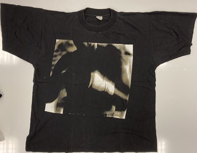 Lot 208 - DAVID BOWIE CLOTHING - T SHIRTS