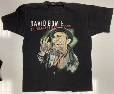 Lot 212 - DAVID BOWIE CLOTHING
