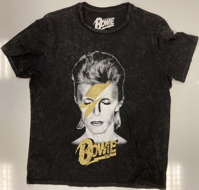 Lot 212 - DAVID BOWIE CLOTHING