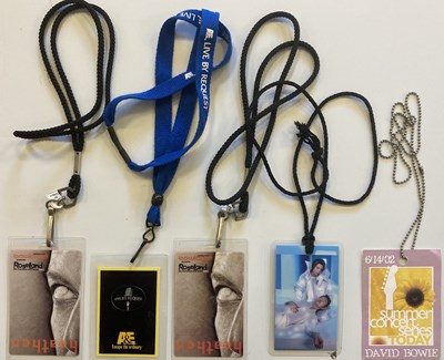 Lot 215 - DAVID BOWIE LIVE TOURS - TICKETS / BACKSTAGE PASSES ETC