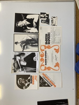 Lot 224 - DAVID BOWIE INTERNATIONAL FAN CLUB MEMORABILIA