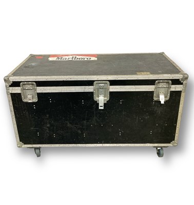 Lot 18 - STRAWBERRY STUDIOS - FLIGHT CASE FROM STRAWBERRY RENTALS - 10CC LINK.