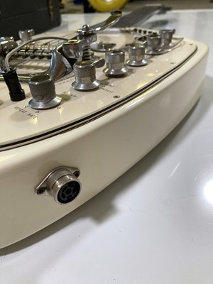 Lot 42 - VOX V251 GUITAR ORGAN.