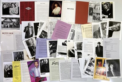 Lot 67 - COUNTRY MUSIC - BIOGRAPHIES / PHOTOGRAPHS / POSTERS.