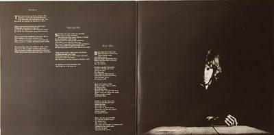 Lot 35 - NICK DRAKE - FIVE LEAVES LEFT LP (ORIGINAL UK PRESSING - ISLAND ILPS 9105)