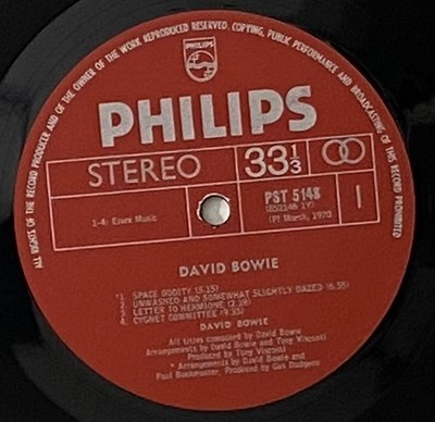 Lot 188 - DAVID BOWIE - DAVID BOWIE LP (ORIGINAL SOUTH AFRICAN PHILIPS PRESSING - PST 5148)