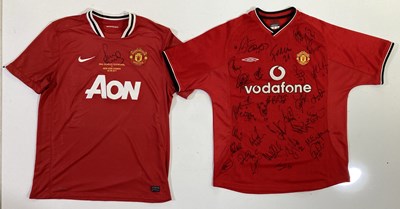 Lot 107 - FOOTBALL MEMORABILIA - MANCHESTER UNITED SIGNED SHIRTS.